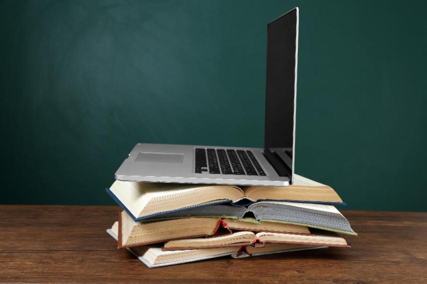 Ноутбуки – вчителям-переселенцям!
